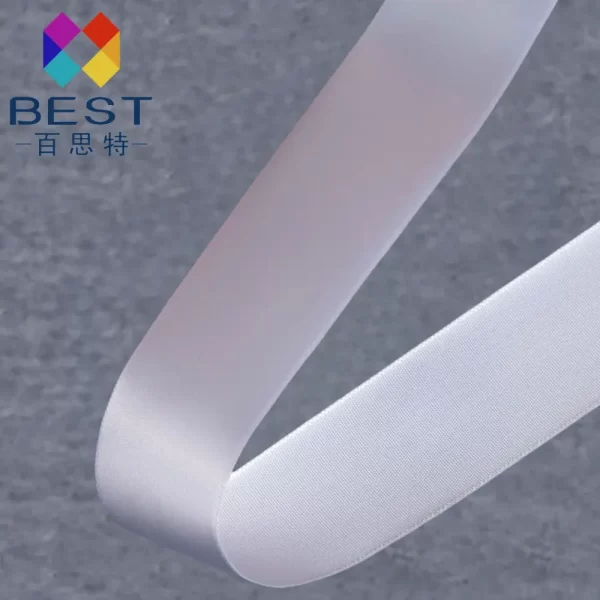 nastro di etichetta satinata intrecciata